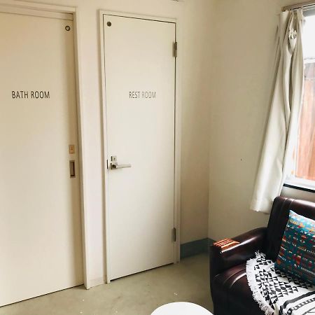 Meedafu'S Yui Hostel And Coffee Йорон Экстерьер фото